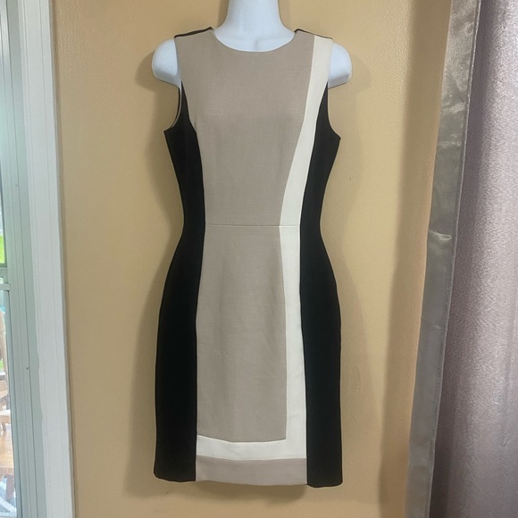 White House Black Market Dresses & Skirts - WHITE HOUSE BLACK MARKET color block dress